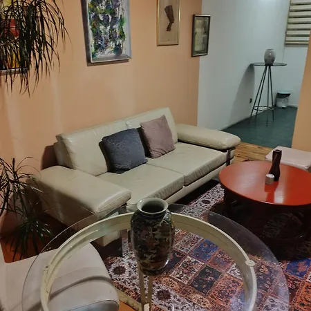 Location, The Heart Of The Old Town Apartament *